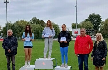 SPORTOWE SUKCESY UCZNI&Oacute;W SP1 NA ZAWODACH LEKKOATLETYCZNYCH 2
