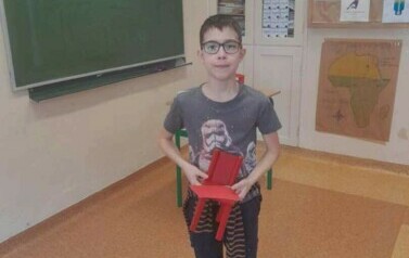 "Magiczne drzewo. Czerwone krzesło" Andrzej Maleszka 8