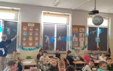 &quot;Niebieska&quot; sala - szkolny konkurs 8