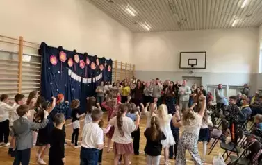 Dzień mamy i taty w 1b 7
