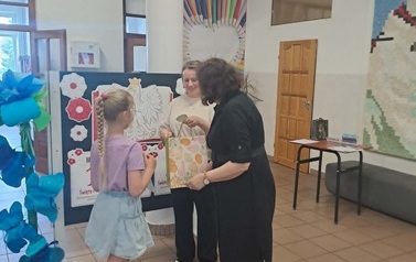 Przedmiot użytkowy z surowc&oacute;w wt&oacute;rnych 7