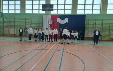 Obchody Święta Niepodległości 63
