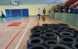 Halowe Wyzwanie Biegowe na Dzień Pluszowego Misia