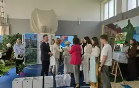 Obrazy z życiem - wojew&oacute;dzki konkurs plastyczno-scenograficznym 4