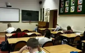 ALE M&Oacute;ZG 8