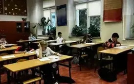 ALE M&Oacute;ZG 9