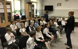 Pasowanie na czytelnika - klasa 1a 3