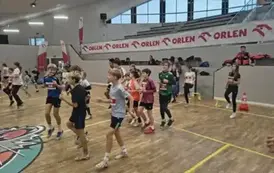 Uczniowie klas 4&ndash;6 w projekcie edukacyjno-sportowym Hooop Sport 8