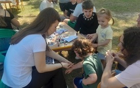 Wolontariat uczni&oacute;w z 7b 12