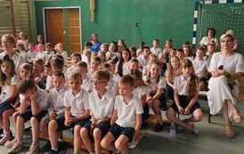 Uroczyste zakończenie klas 0-7 10