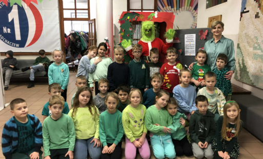 przedświąteczne spotkanie z Grinchem – klasa 1a